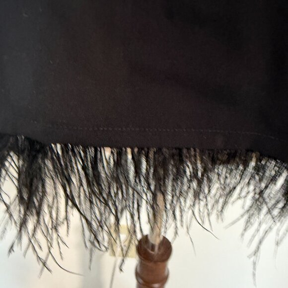 Crown & Ivy Size Large Feathers Hem Short Sleeve High Neck Blouse Top Black - Picture 8 of 8